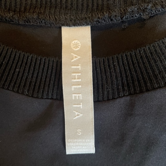 Athleta Zephyr Crop Tee - Picture 5 of 7